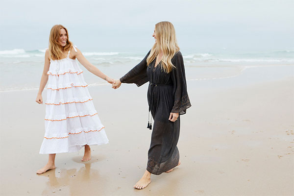 HOW TWO SISTERS REINVENTED THE BEACH TOWEL